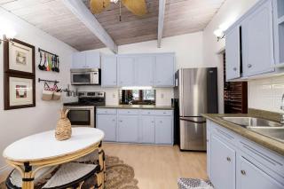 Sylvan Cabin - 3 BR Family Fun Luxurious Yard - 2