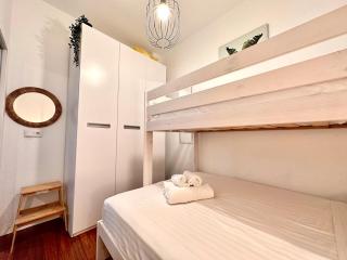 Padre Anton seasonal apartment - 7