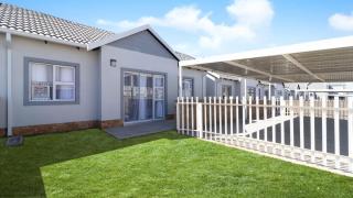 Zee Lifestyle Townhouse - 1