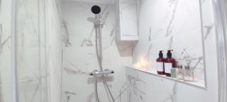 PARIS AUTHENTIC HOUSE 2 Maisons 1 studio ideale pour groupes, capacité 30 personnes - Paris - 2