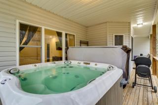 Hot Tub and Epic Game Room! Poconos Family Retreat - 9