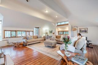 6 Bed in Englefield Green oc-e34166 - 9