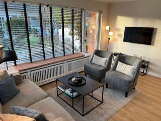 Holiday home in Sylt with swimming pool - 8