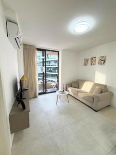 Paceville Glow One - 0