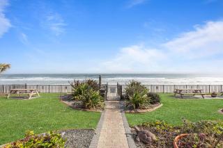 Oceanside Inn 313 - 8