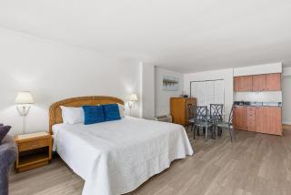Oceanside Inn 313 - 3
