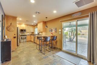 Private Outdoor Oasis! Chandler Home, 5 Mi to Dtwn - 4