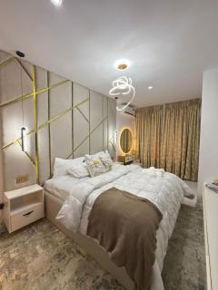 Mentor Manors suites & Apartment - 0