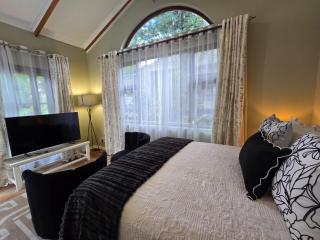 Shepherd's Corner Guest House - 1