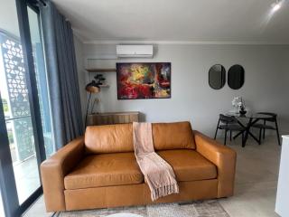 LeeMo at Ellipse Waterfall - 6