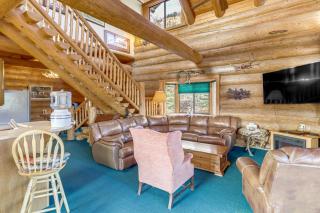 5 Mi to Purgatory Resort, Mtn-View Family Cabin! - 7