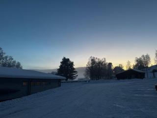 Oppheim Mountain Resort - Pool, Sauna & Lake! - 5