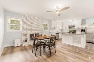 3br Home in Quiet Neighborhood - 5