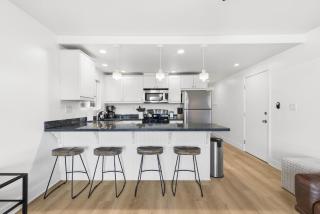 Bayfront Getaway | 2BR Retreat w/ Patio & BBQ, Steps to Sand - 6