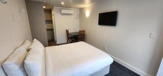 Waikato Hospital Motel - 1