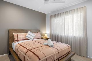 5 bed 5 bath stunner - 1