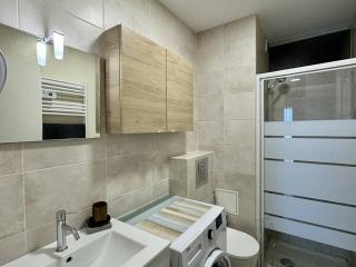 Appartement 4 pers avec terrasse, clim, parking à 200m de la plage - 8