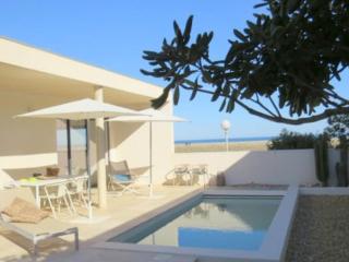 Villa de luxe avec piscine chauffée privée, face mer, pour 8 pers. à Le Barcares - 0