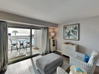 Regency Towers #206 East - Mermaid Bungalow - 3