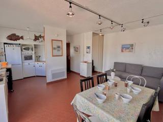 Appartement T3 duplex accès plage, parking, barbecue - 8