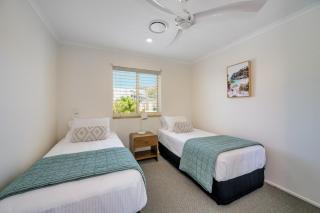 #2 Hastings Street - 6