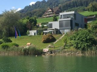 Luxury loft on top of Villa Wilen with tremendous views by the lake - Sarnen - 6