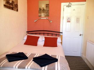 Phoenix Guest House - 4