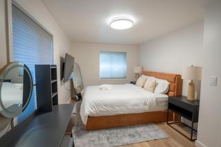 Modern-Cozy 3BR, EV & Family Friendly - 7