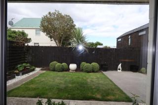 St Albans 2 Bed with Parking - 6