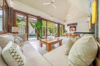 Mimosa 2BR Villa with Private Pool Close to the Beach - 8