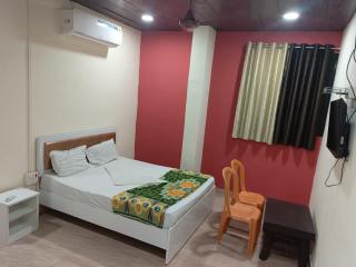 sai villa lading and boardig - 4