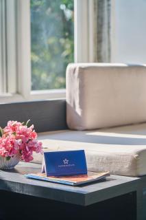 SaffronStays Indigo House - 8