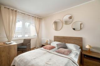 Unique Apartment with a Beautiful View and Balcony by Noclegi Renters - 7