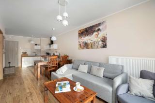 Unique Apartment with a Beautiful View and Balcony by Noclegi Renters - 4