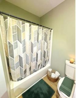 Sandusky Retreat, Cozy Comfort in Tulsa - 4