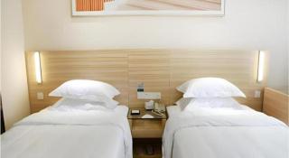 City Comfort Inn Wuhan Fengshu Er Road Baijin Mansion - Wuhan - 4