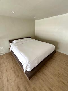 Olive Athena Guesthouse - 2