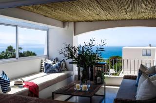 Hill & Tides Plett - Coastal View Apartment - 9