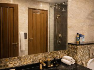 Luxury 2 Bed Apartment Centaurus Mall City View - Islamabad - 1
