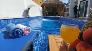 Yeşilköy 1 bedroom secluded villa with private pool hot tub - 9