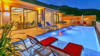 Çayköy 2 bedroom secluded villa with private pool hot tub - 8