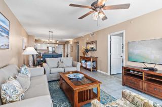 Pelican Beach Terrace 1203 - 4