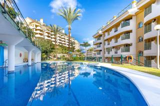 Panoramic La Concha Views, Stylish 3BR, 5 min to Banús - 9