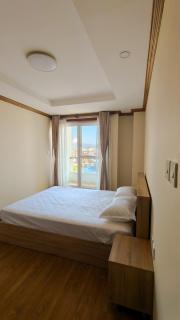 Santi apartment by staytion - 7