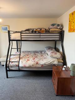Warm, Sleeps 6, Bathroom, Beach, Shops Cafes Pubs, Central Ryde - 5