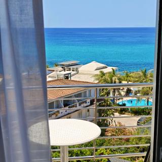 Resort Rocca di Vadaro - Beachfront Suites, Rooms & Apartments - 4