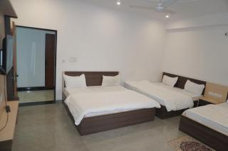 Hotel Shree Radhe Mohan And Resort - 5