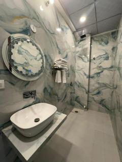 Hotel The Maya Palace - 3