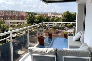 Lux 3-Bedroom Apartment In The Center - 9