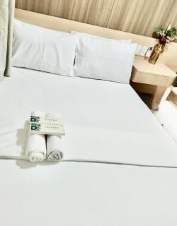Sleek Urban Staycation-2BR with Manila Bay View near MOA, PICC, World Trade Center and US Embassy - 5